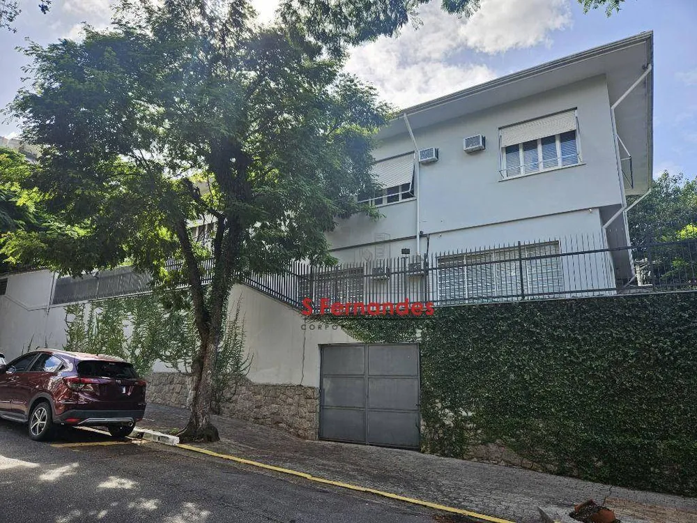 Sobrado, 4 quartos, 350 m² - Foto 1