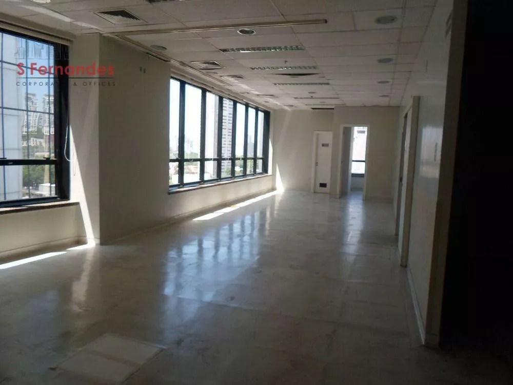Sala-Conjunto, 300 m² - Foto 1