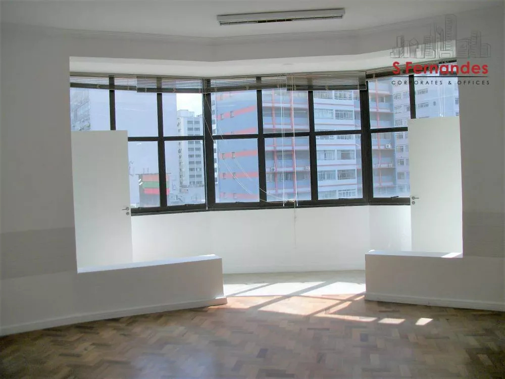 Conjunto Comercial-Sala para alugar, 303m² - Foto 1