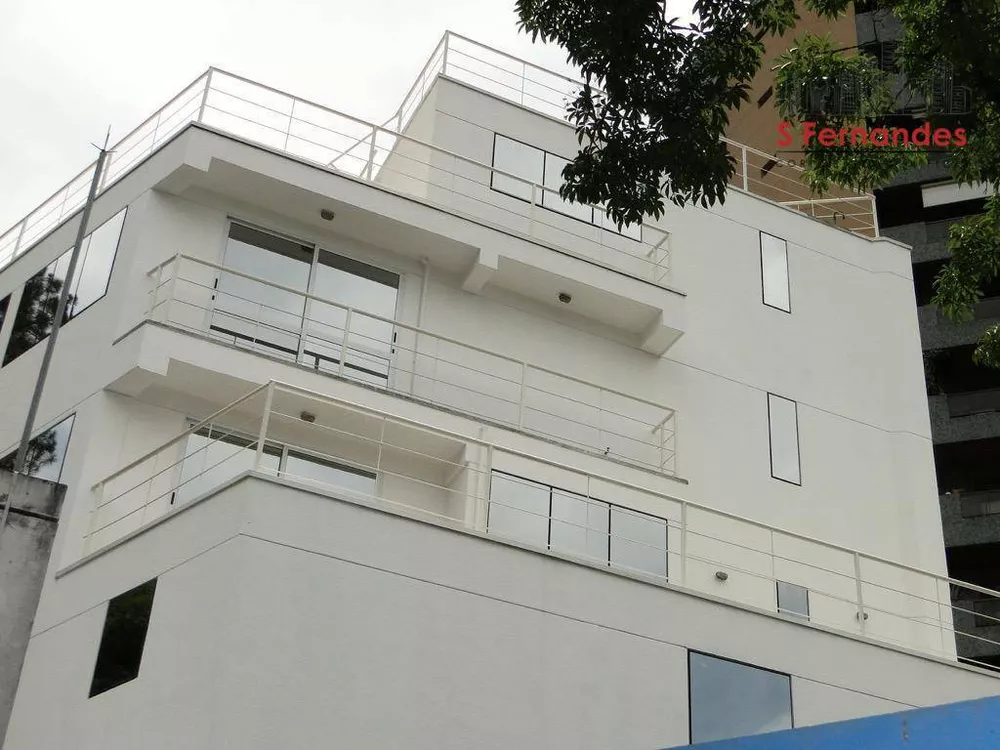 Prédio Inteiro, 550 m² - Foto 1