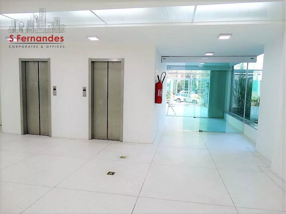 Prédio Inteiro, 3961 m² - Foto 1