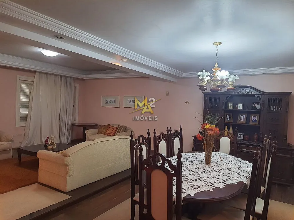 Casa, 4 quartos, 900 m² - Foto 1