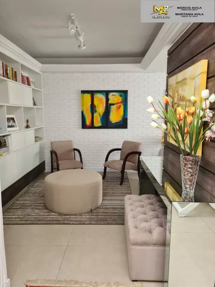 Casa à venda com 3 quartos, 298m² - Foto 4