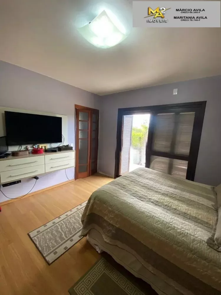 Casa à venda com 4 quartos, 300m² - Foto 4