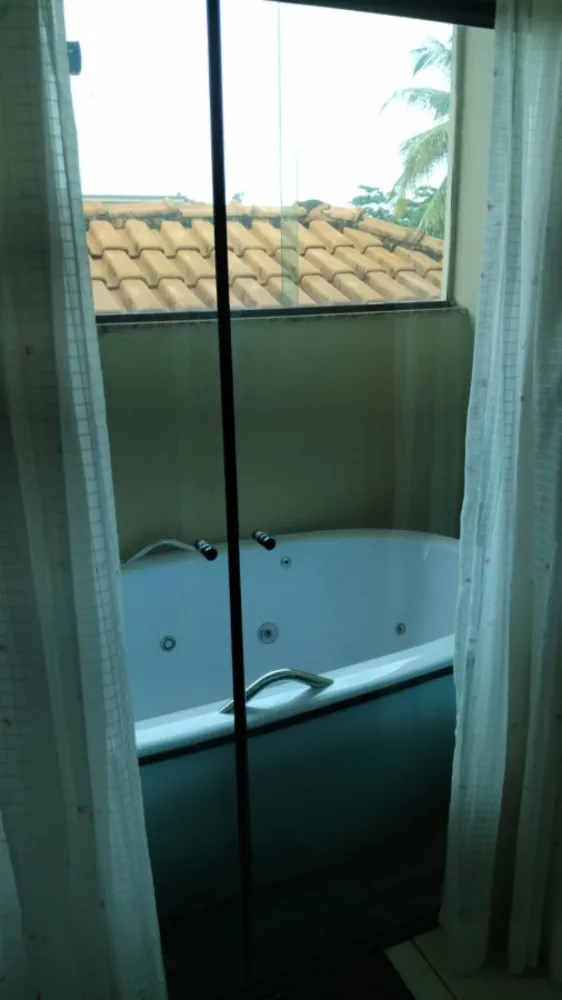 Chácara, 3 quartos, 2500 m² - Foto 1