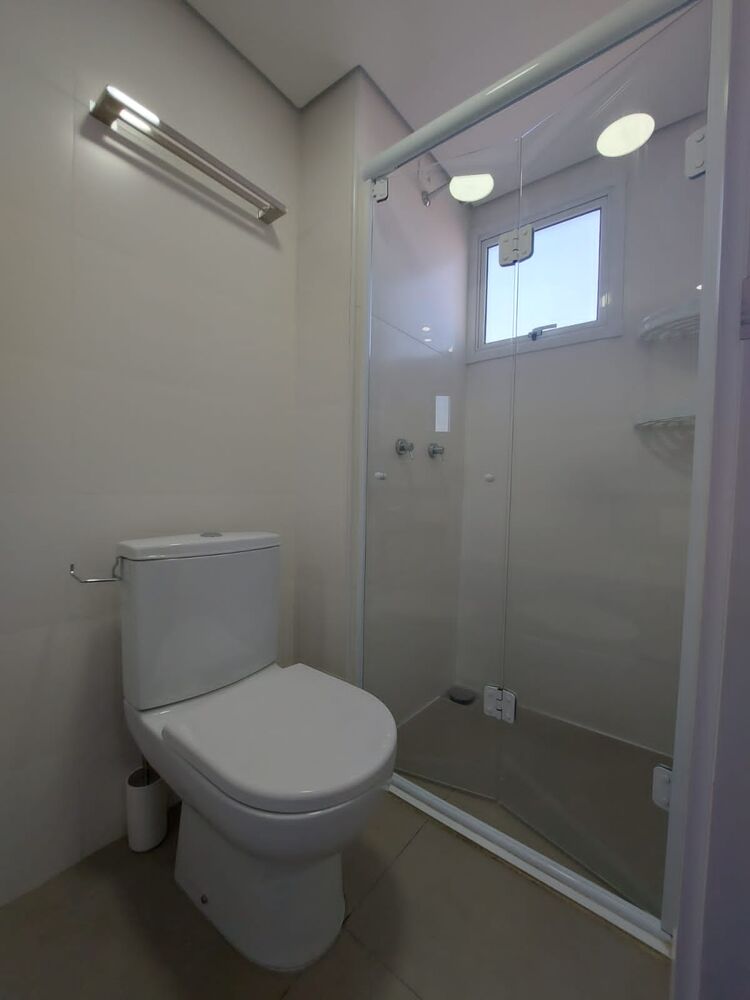Apartamento à venda com 2 quartos, 70m² - Foto 13