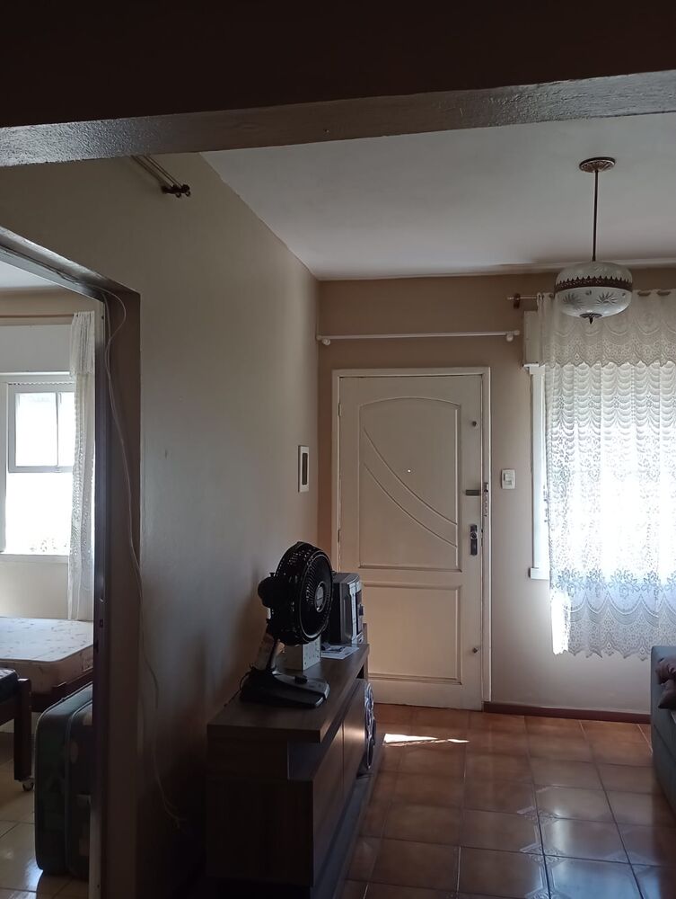 Casa à venda com 3 quartos, 220m² - Foto 4