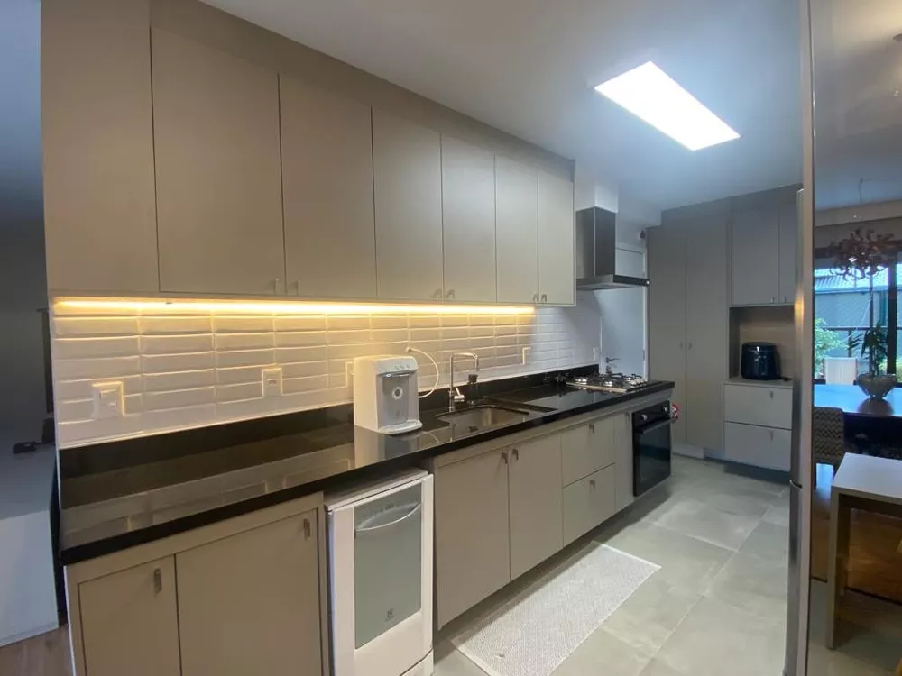 Apartamento, 3 quartos, 154 m² - Foto 1