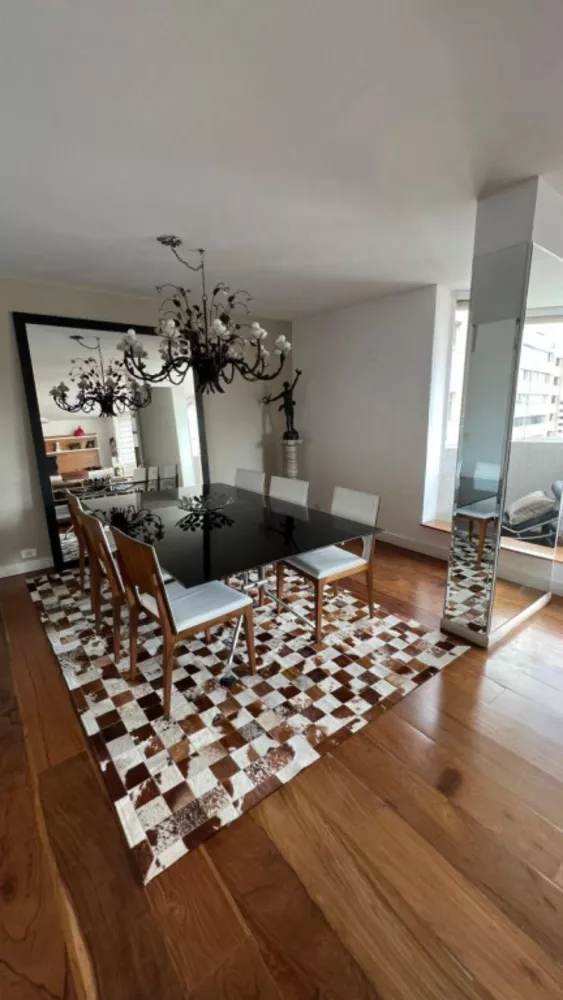 Apartamento, 3 quartos, 200 m² - Foto 1