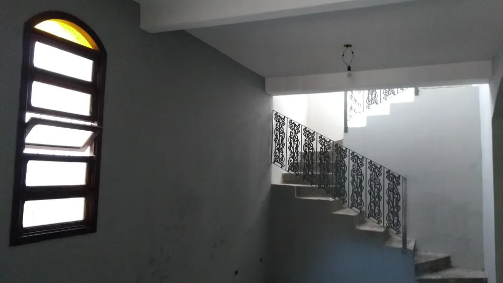 Casa, 3 quartos, 270 m² - Foto 2