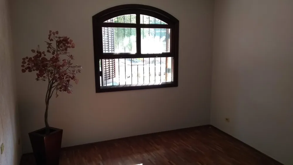 Casa, 3 quartos, 270 m² - Foto 8