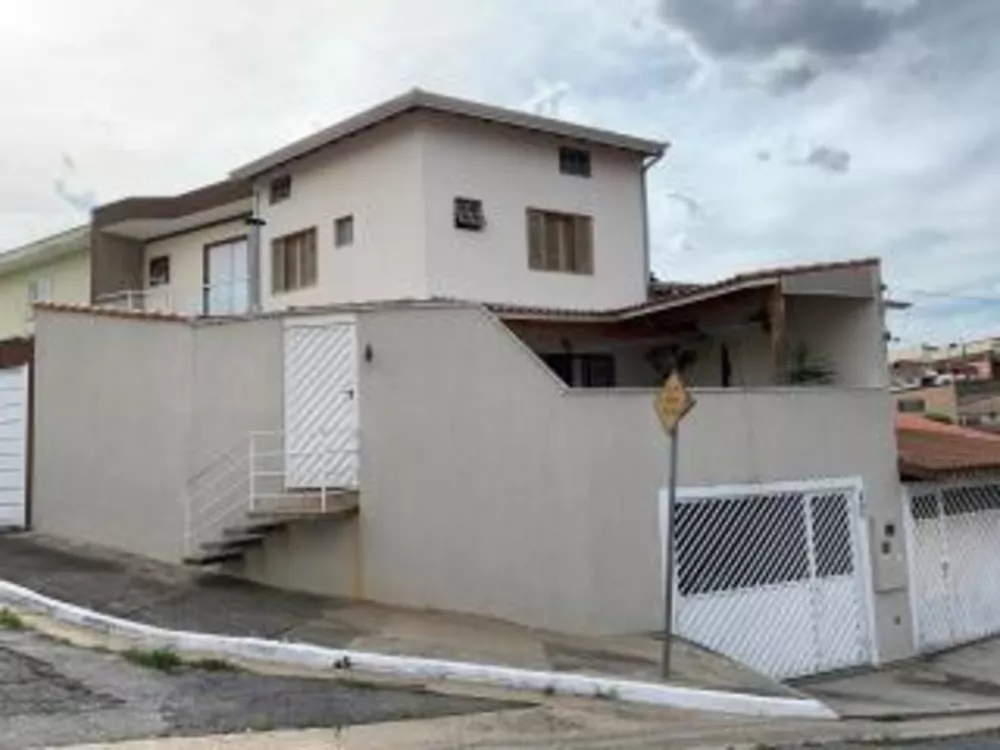 Casa, 3 quartos, 128 m² - Foto 2