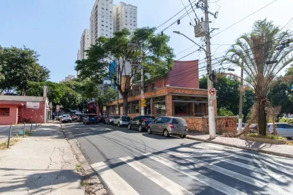 Prédio Inteiro, 1321 m² - Foto 1