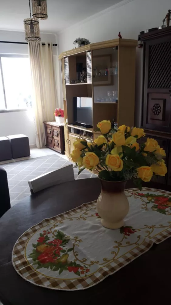 Casa, 2 quartos, 62 m² - Foto 1