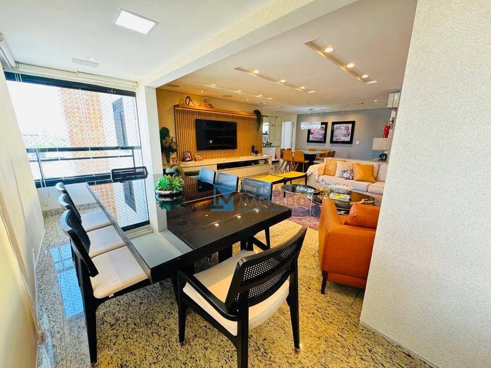 Apartamento, 3 quartos, 153 m² - Foto 1