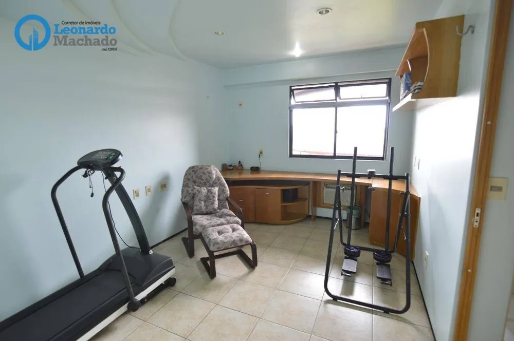 Apartamento, 3 quartos, 195 m² - Foto 1
