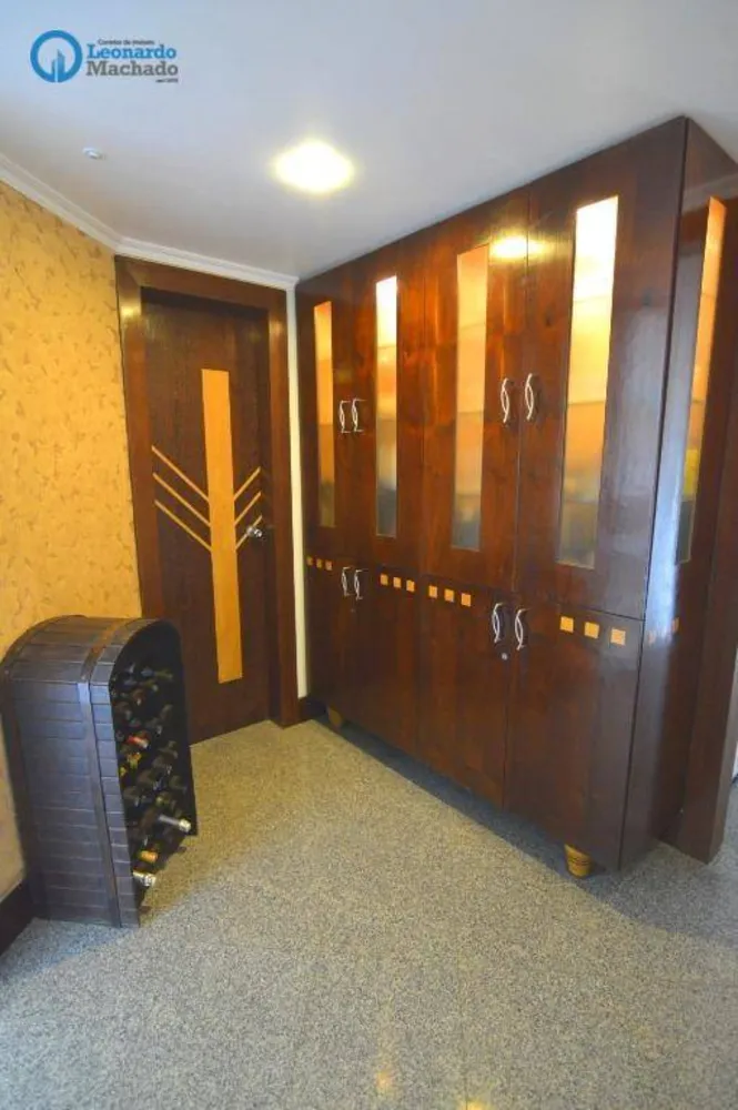 Apartamento, 3 quartos, 195 m² - Foto 3