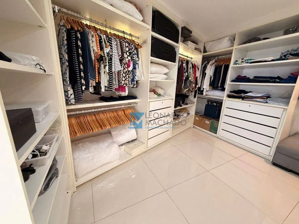 Apartamento, 4 quartos, 230 m² - Foto 12