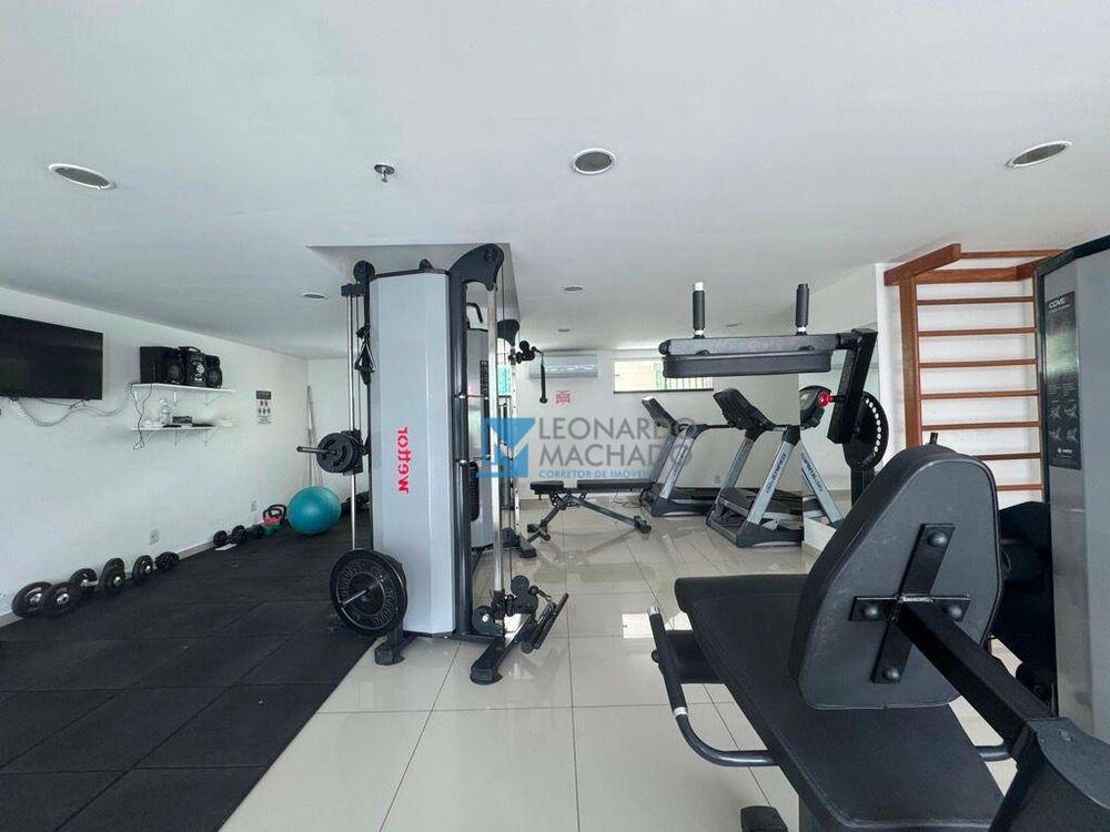 Apartamento à venda com 3 quartos, 200m² - Foto 10