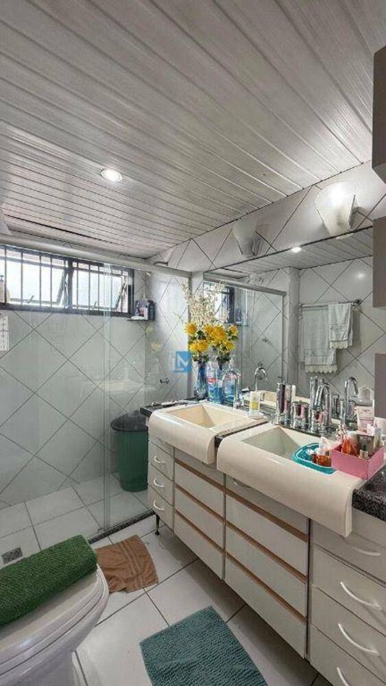 Apartamento à venda com 3 quartos, 155m² - Foto 5