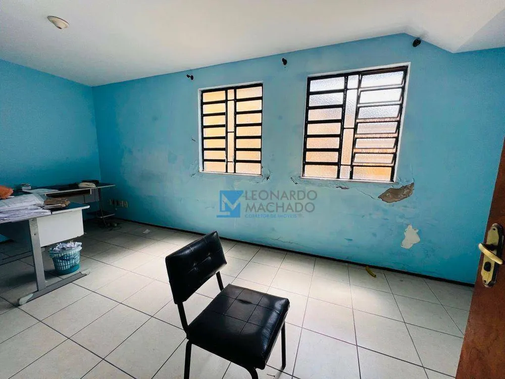 Casa, 5 quartos, 350 m² - Foto 4
