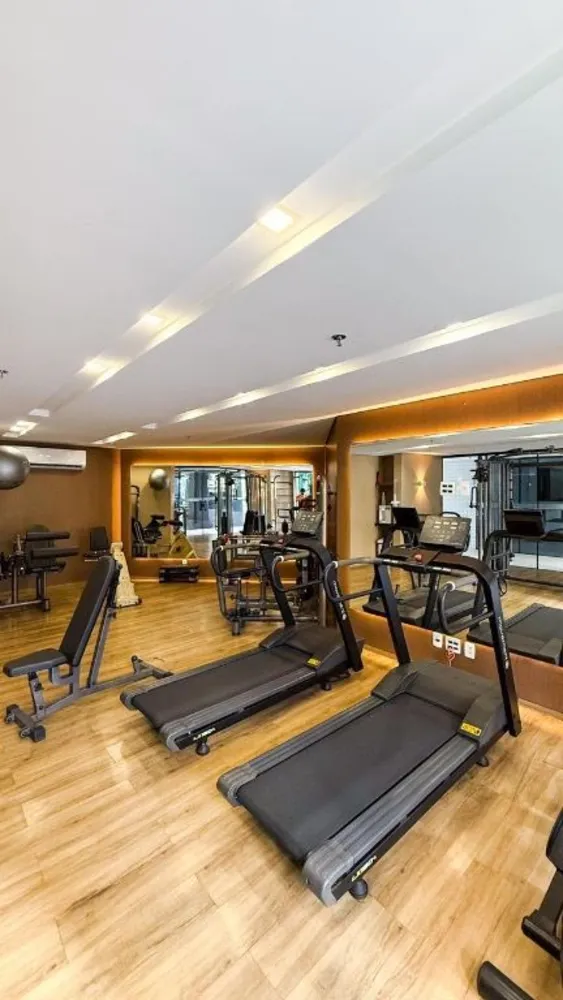 Apartamento, 3 quartos, 240 m² - Foto 1