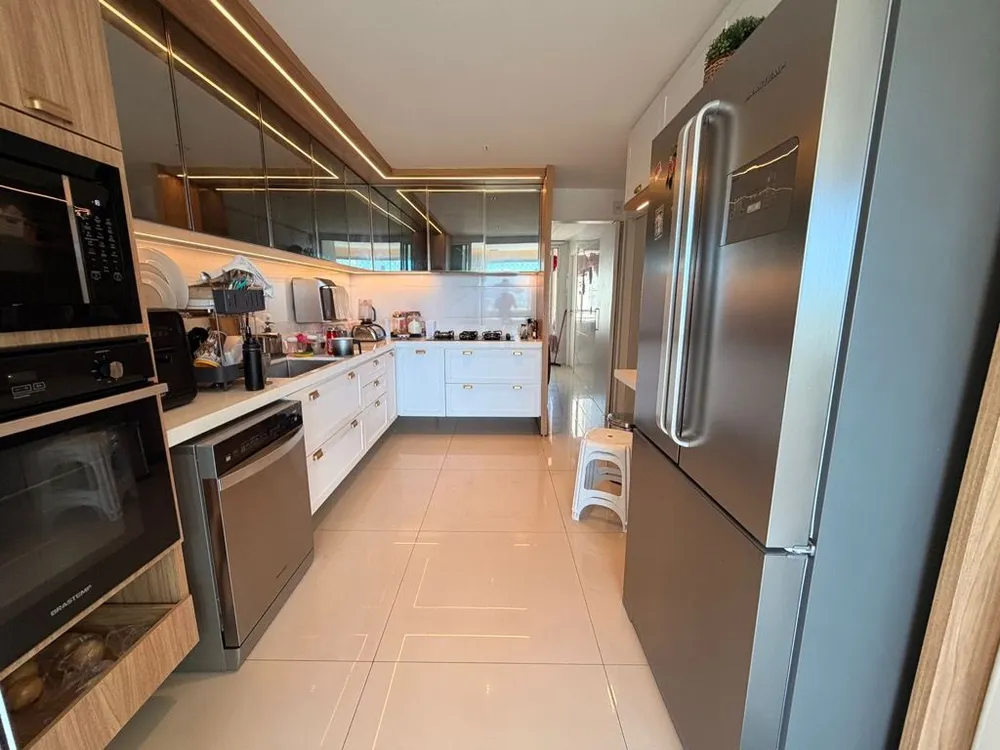 Apartamento, 3 quartos, 189 m² - Foto 4