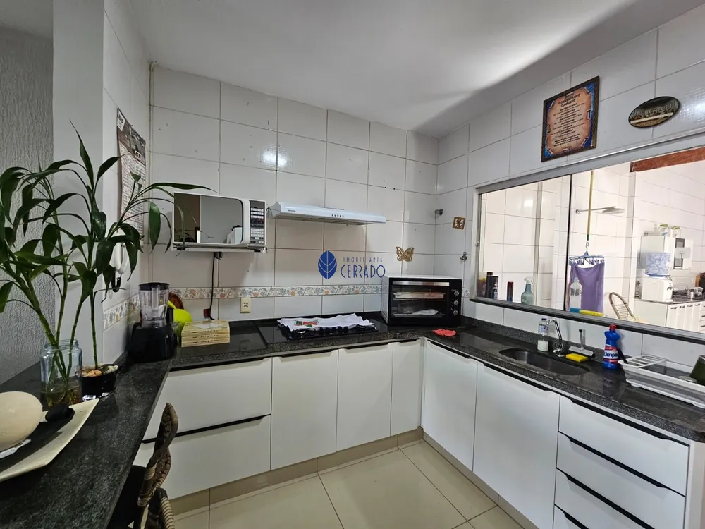 Casa, 3 quartos, 200 m² - Foto 1