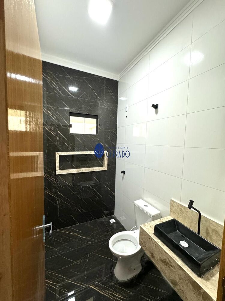 Casa à venda com 3 quartos, 105m² - Foto 8
