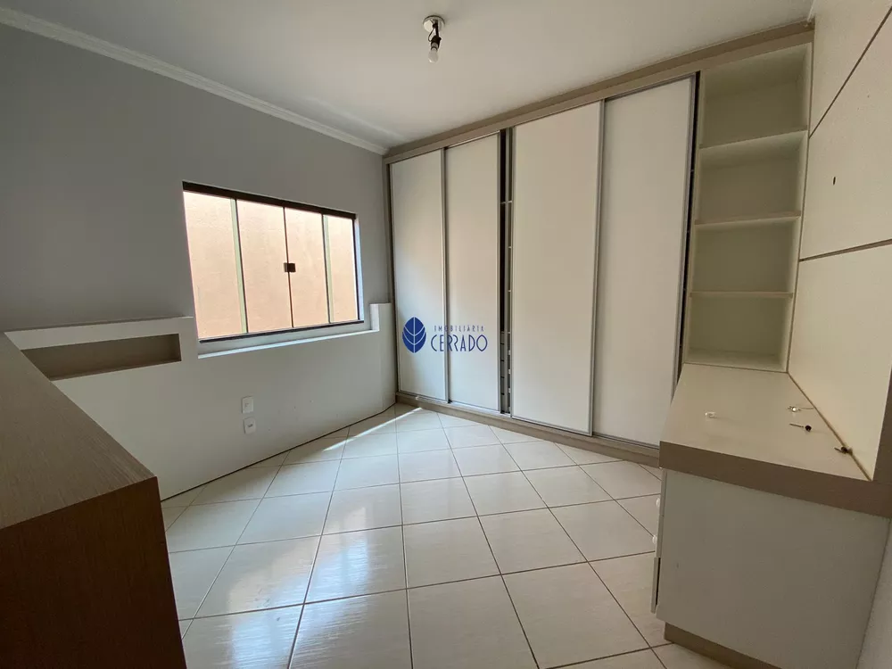 Casa, 5 quartos, 266 m² - Foto 5