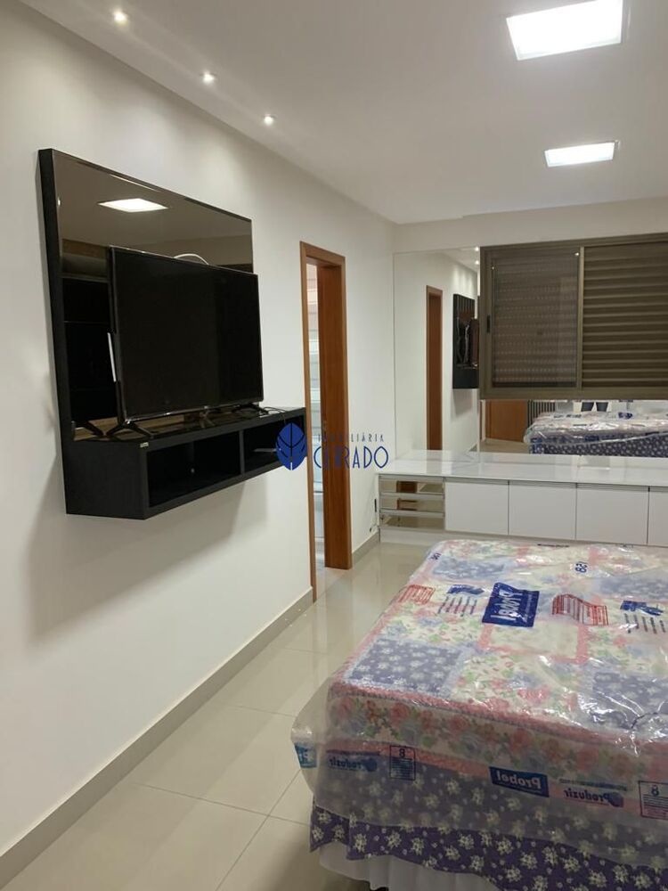 Sobrado à venda com 3 quartos, 180m² - Foto 1