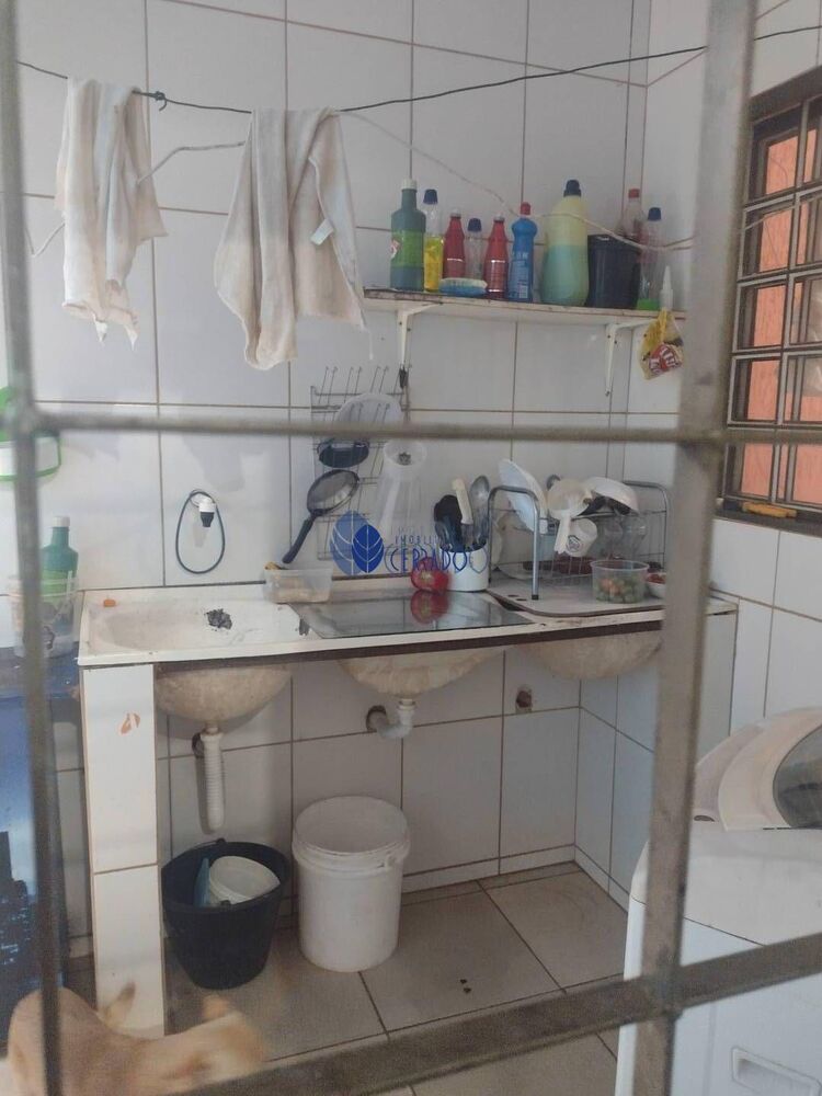 Casa à venda com 2 quartos, 150m² - Foto 6
