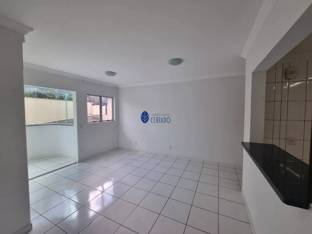 Apartamento à venda com 3 quartos, 80m² - Foto 3