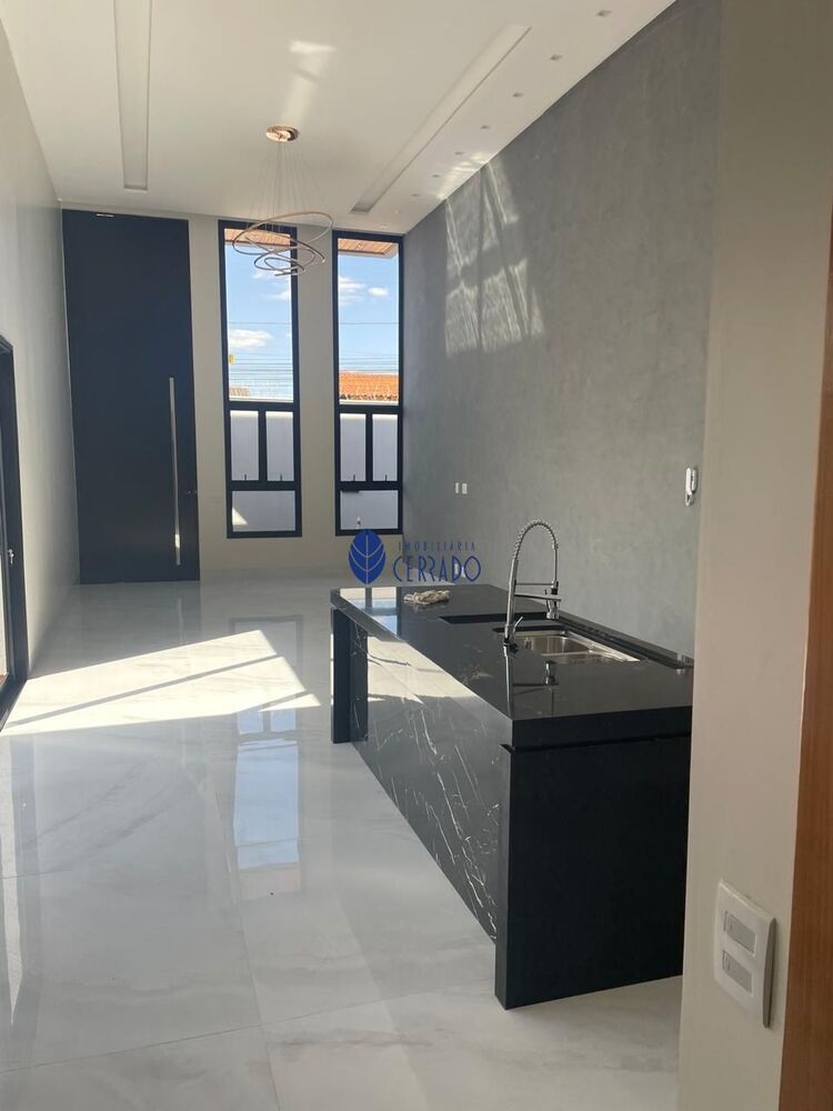 Casa, 3 quartos, 168 m² - Foto 4