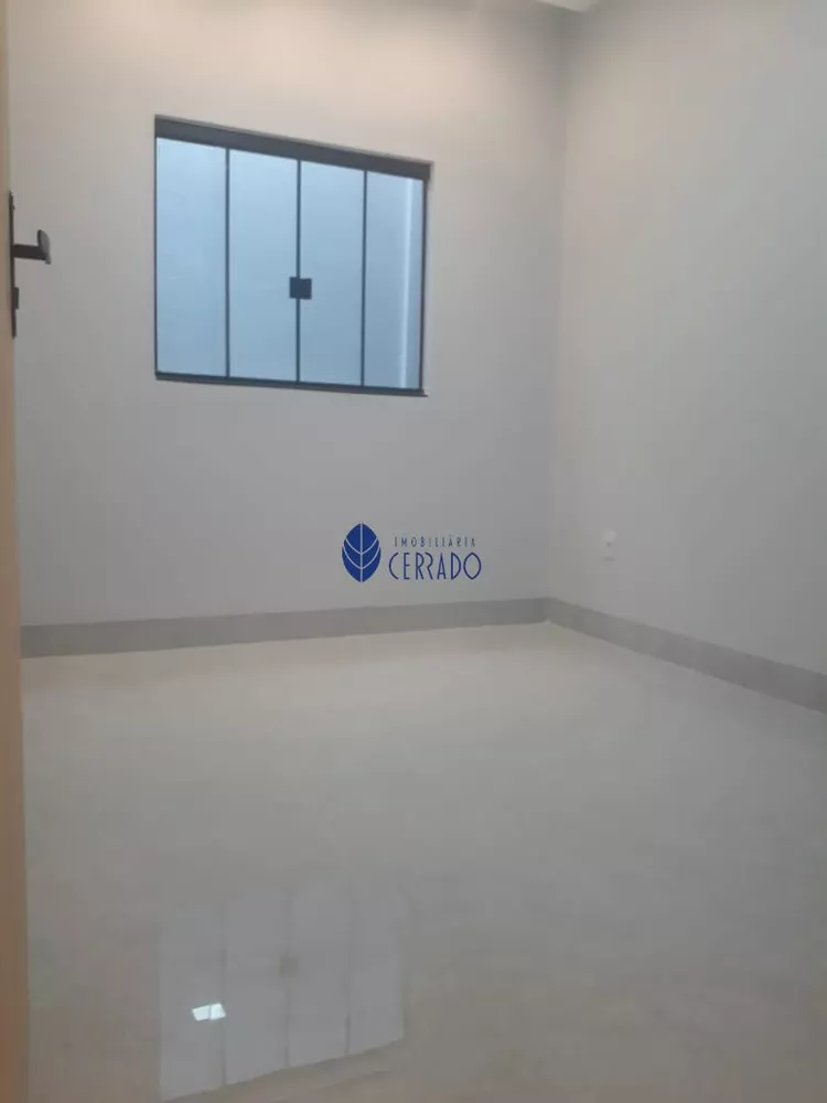 Casa à venda com 3 quartos, 104m² - Foto 4