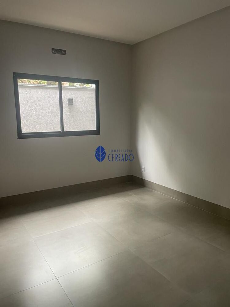 Casa à venda com 3 quartos, 186m² - Foto 4