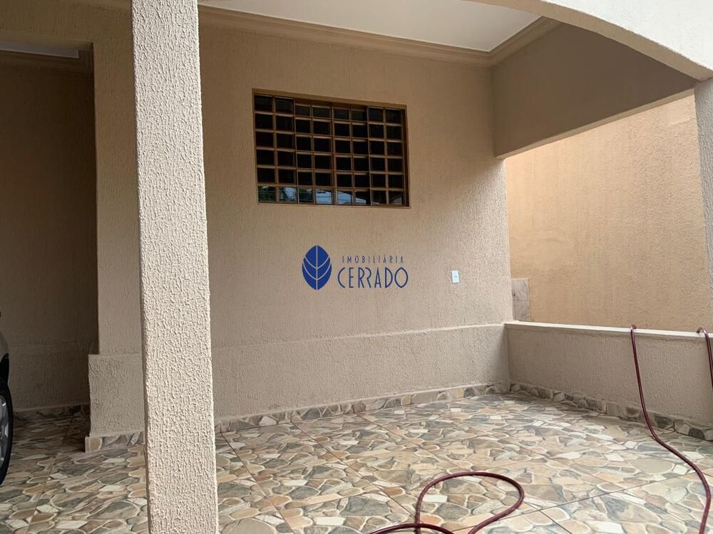 Casa à venda com 3 quartos, 70m² - Foto 11