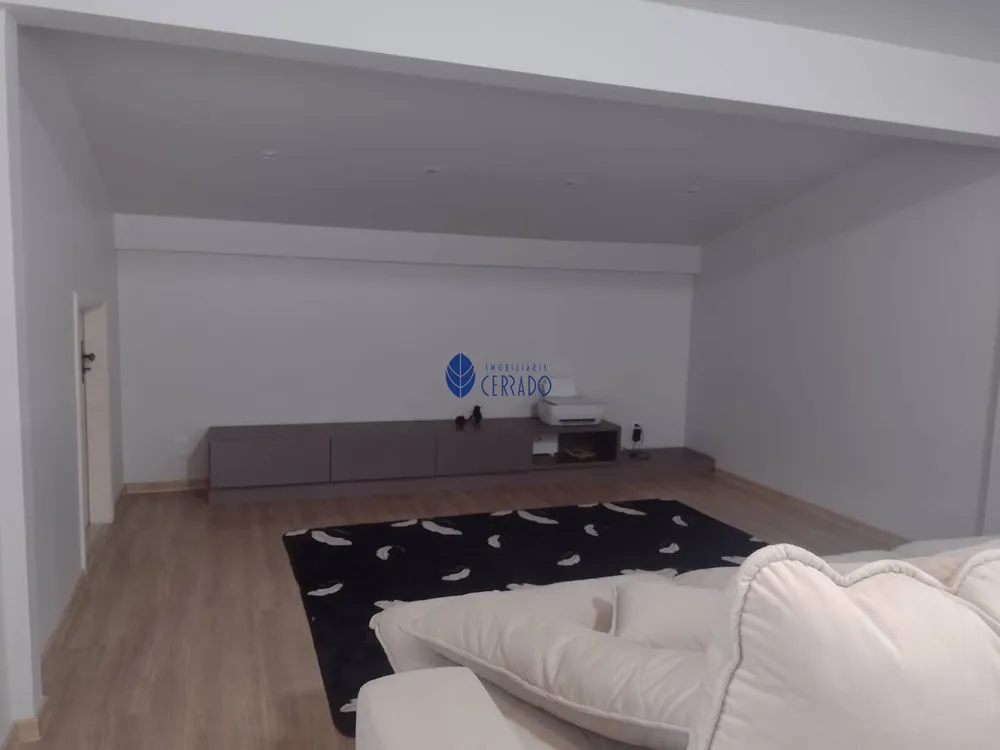 Sobrado, 3 quartos, 314 m² - Foto 1