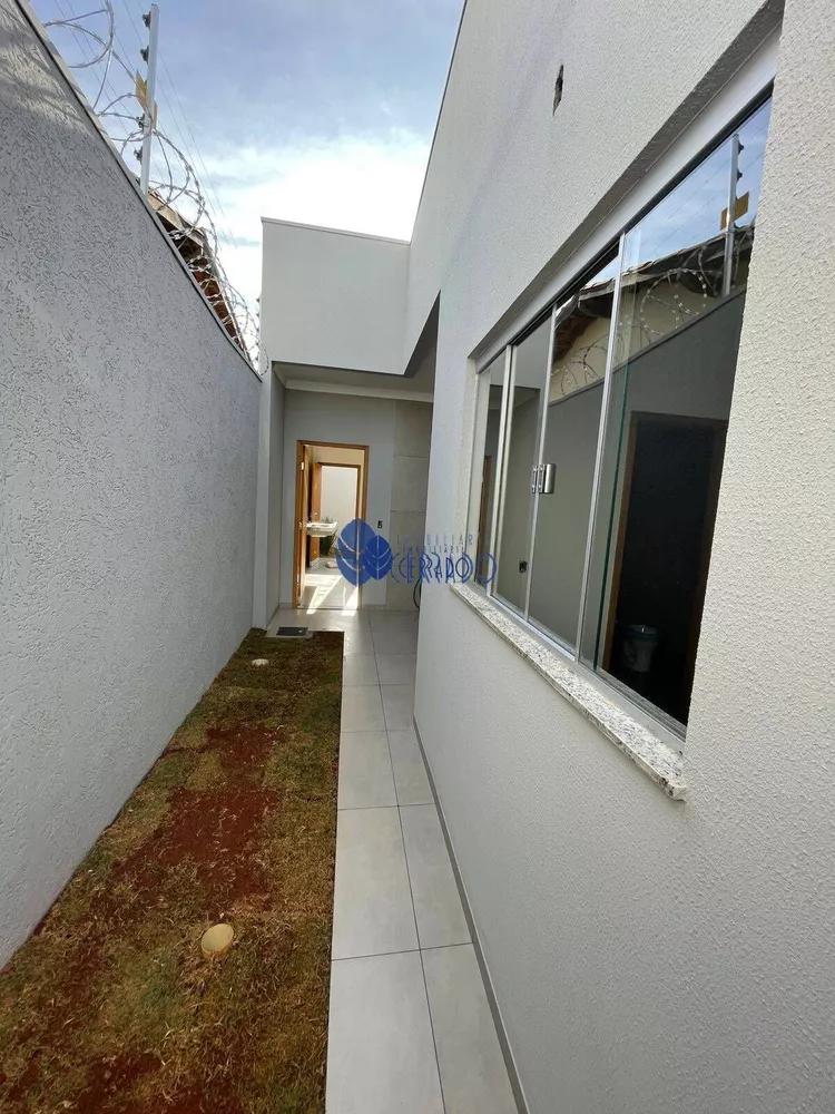 Casa à venda com 3 quartos, 100m² - Foto 11