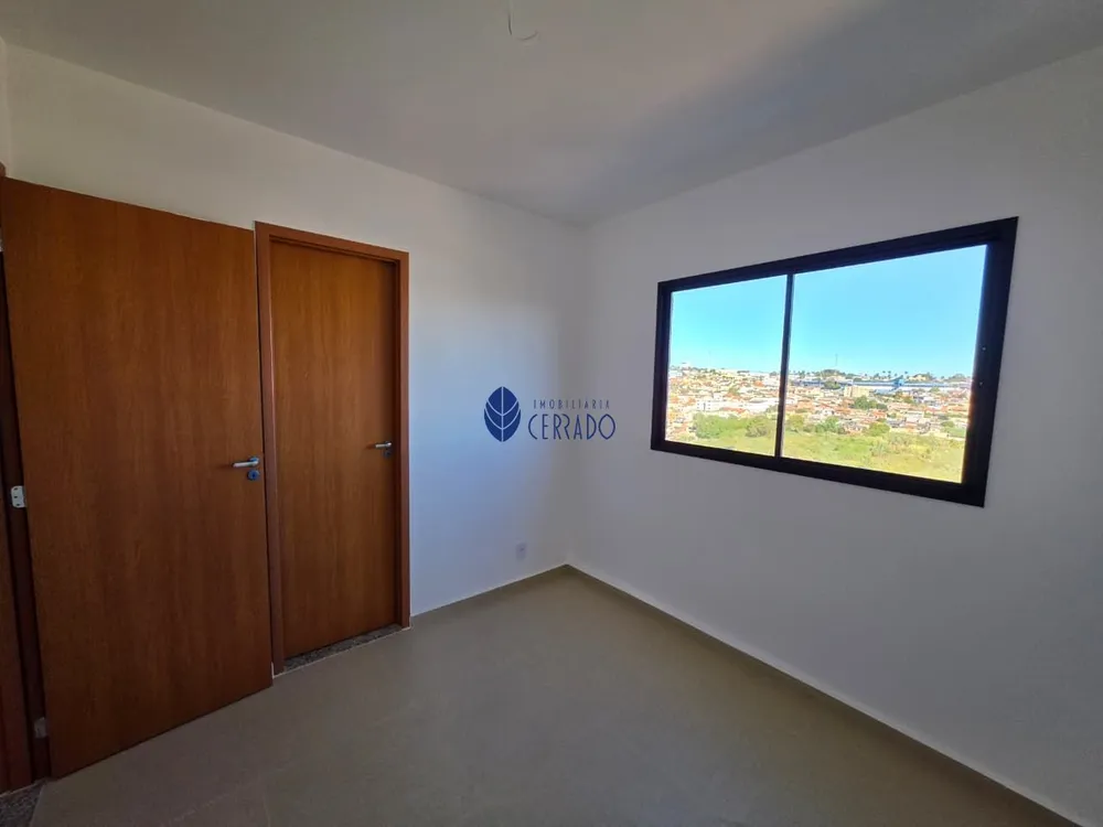 Apartamento, 3 quartos, 93 m² - Foto 2