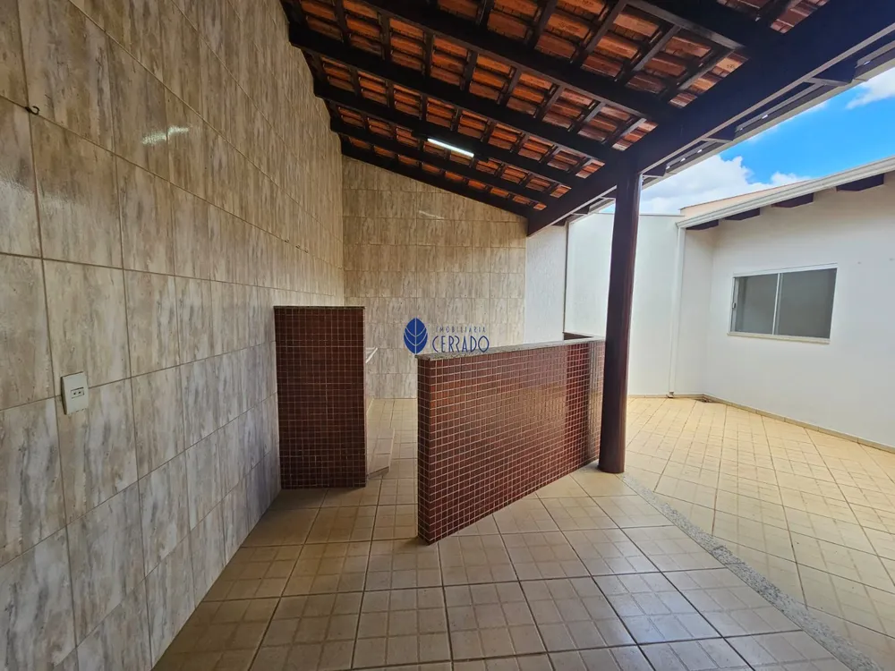 Casa, 3 quartos, 170 m² - Foto 2