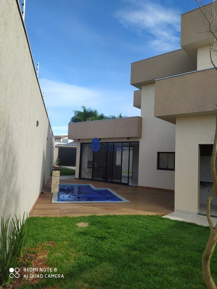 Casa, 3 quartos, 240 m² - Foto 1