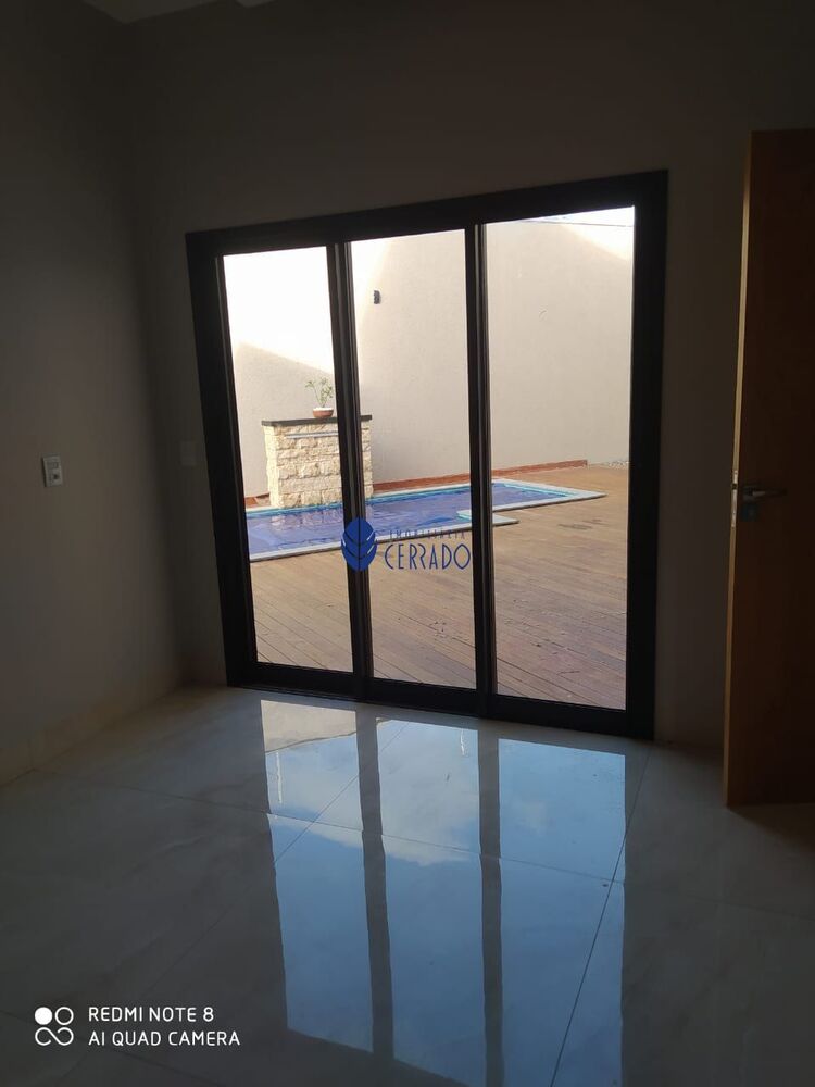 Casa, 3 quartos, 240 m² - Foto 4