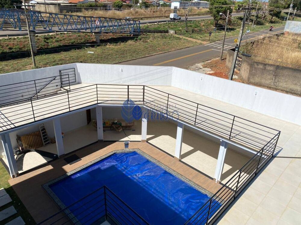 Sobrado à venda com 3 quartos, 483m² - Foto 11