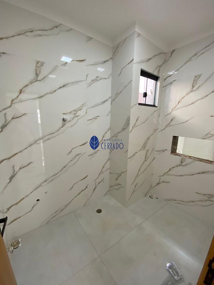 Casa à venda com 3 quartos, 140m² - Foto 4