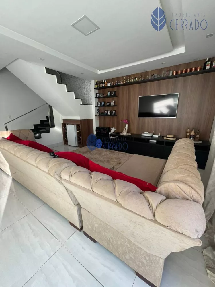 Casa, 3 quartos, 160 m² - Foto 2