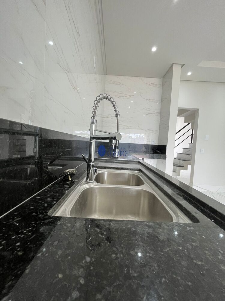 Sobrado, 3 quartos, 148 m² - Foto 2