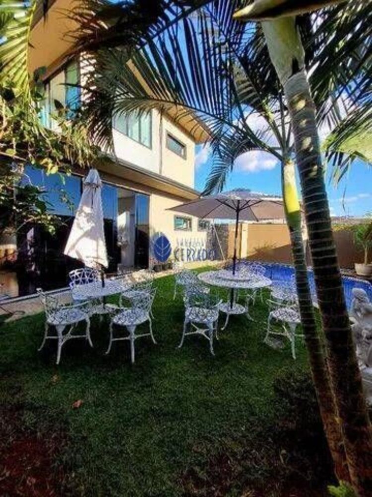 Casa à venda com 4 quartos, 281m² - Foto 4
