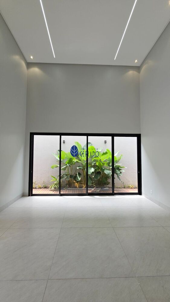 Casa à venda com 4 quartos, 265m² - Foto 17