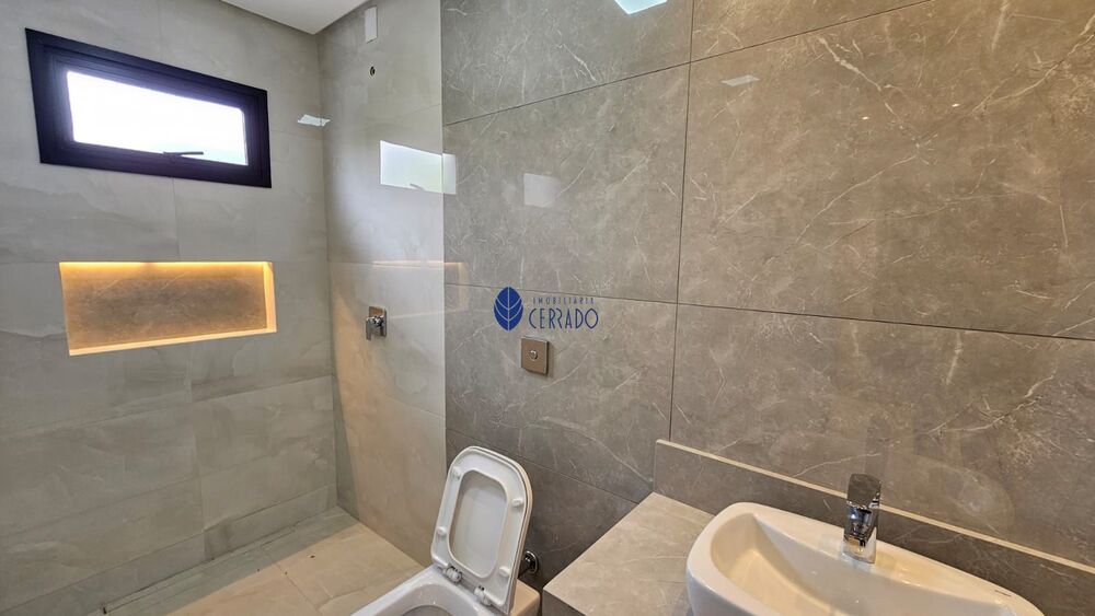 Casa à venda com 4 quartos, 265m² - Foto 12